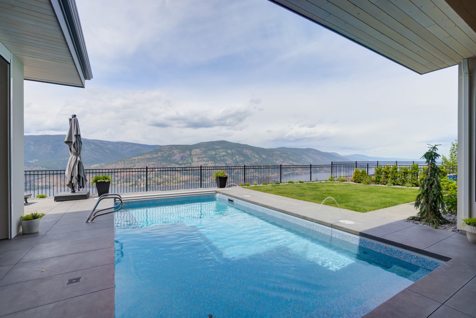 Wilden Custom Home - Millers (24), Pools with a view