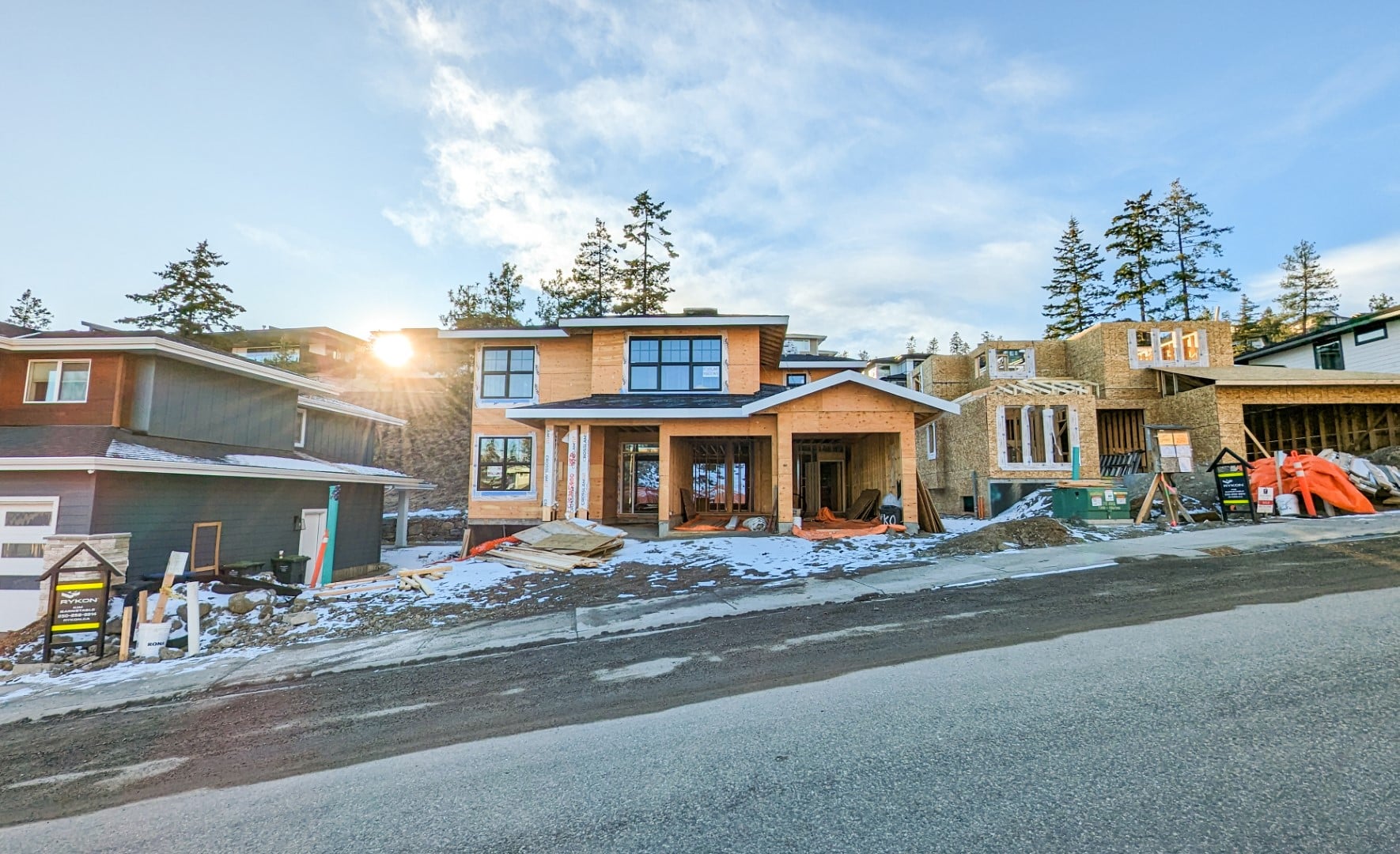 Echo Ridge Lot 61, Windows and Roofing Done! • Rykon Construction