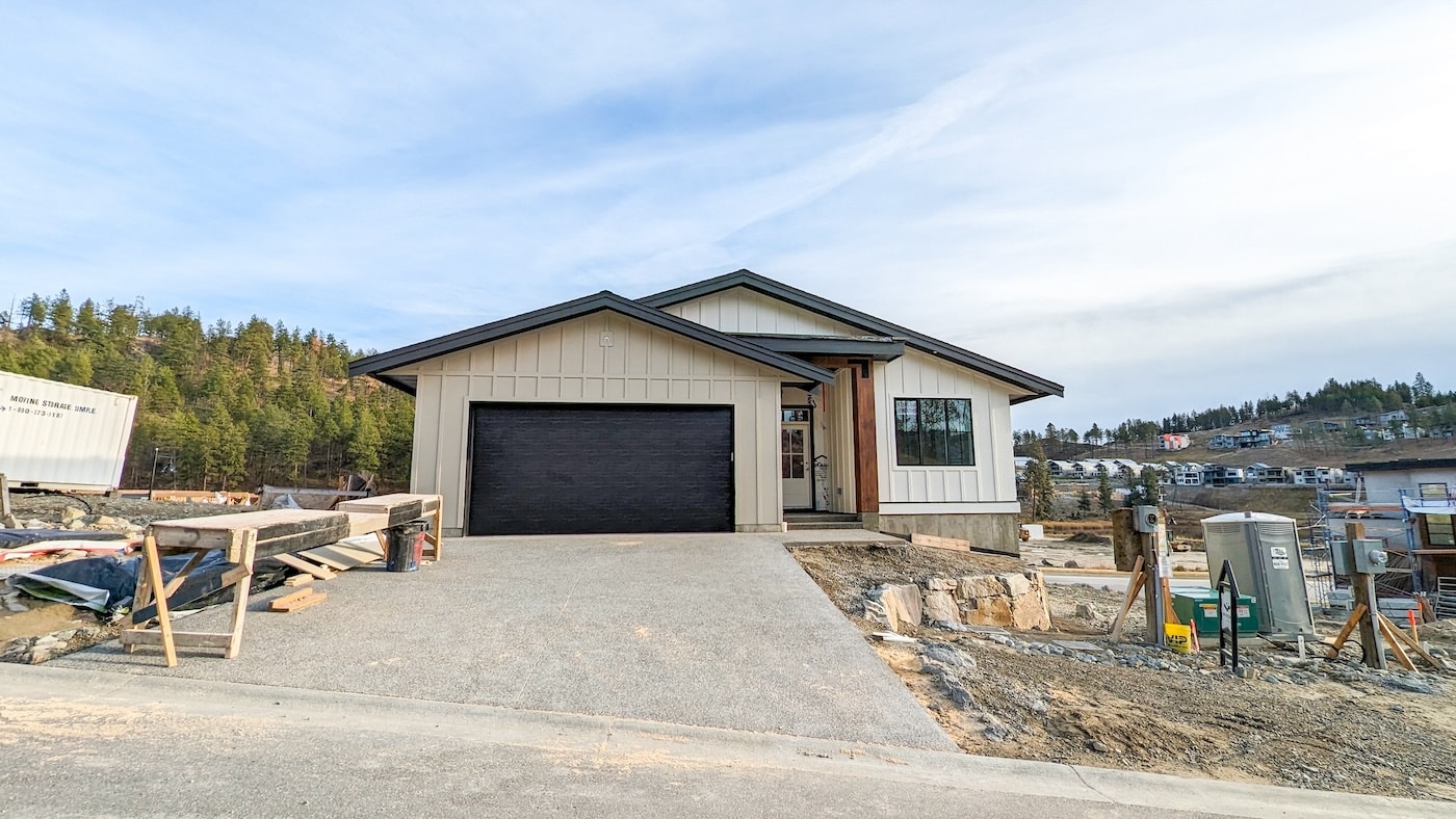 McKinley Beach Parkside Lot 7, Siding Done • Rykon Construction