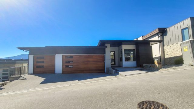 McKinley Beach Lot 3, Welcome Home!